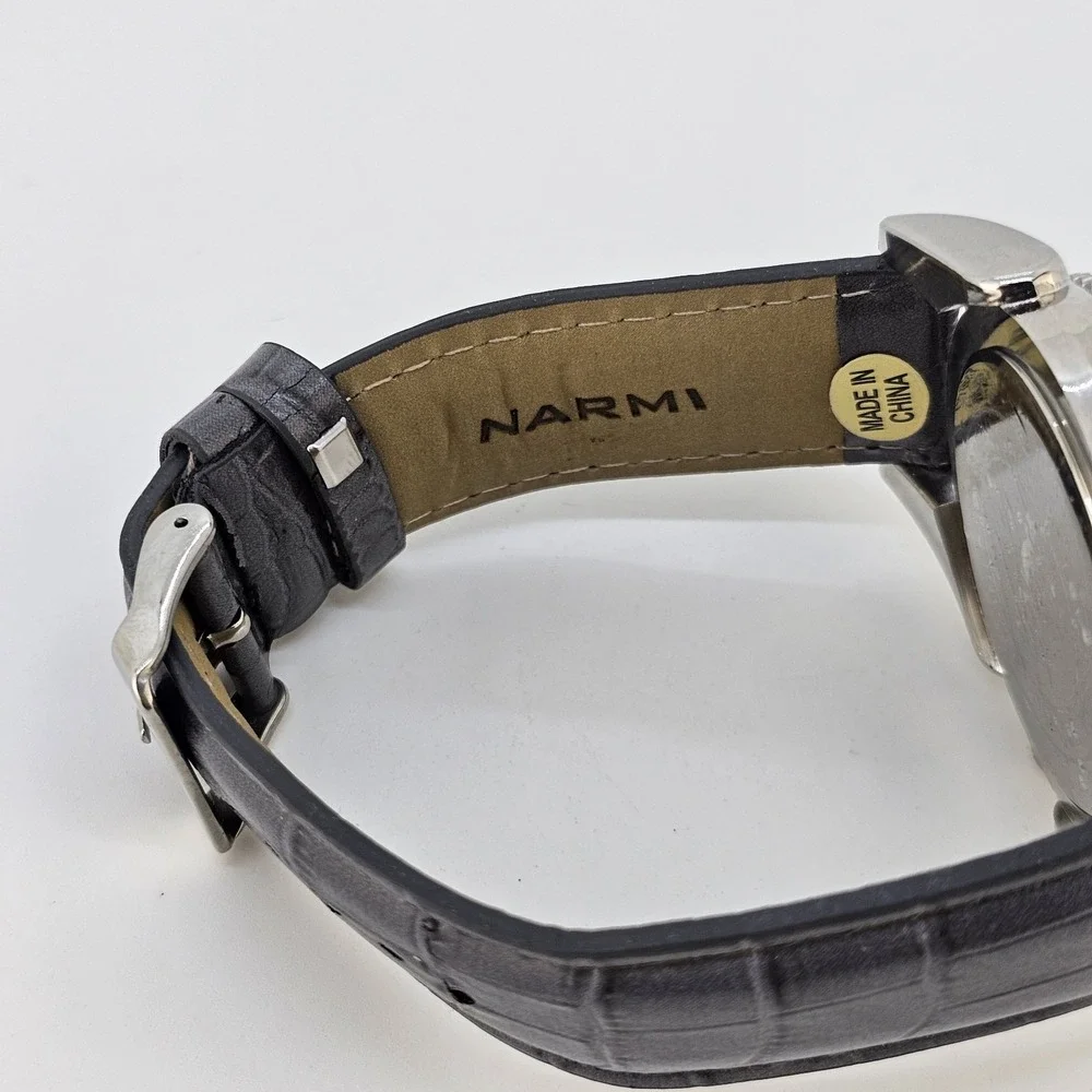 Narmi Unisex Analog Watch 45MM Dark Gray Dial Faux Leather Bands New Battery‎